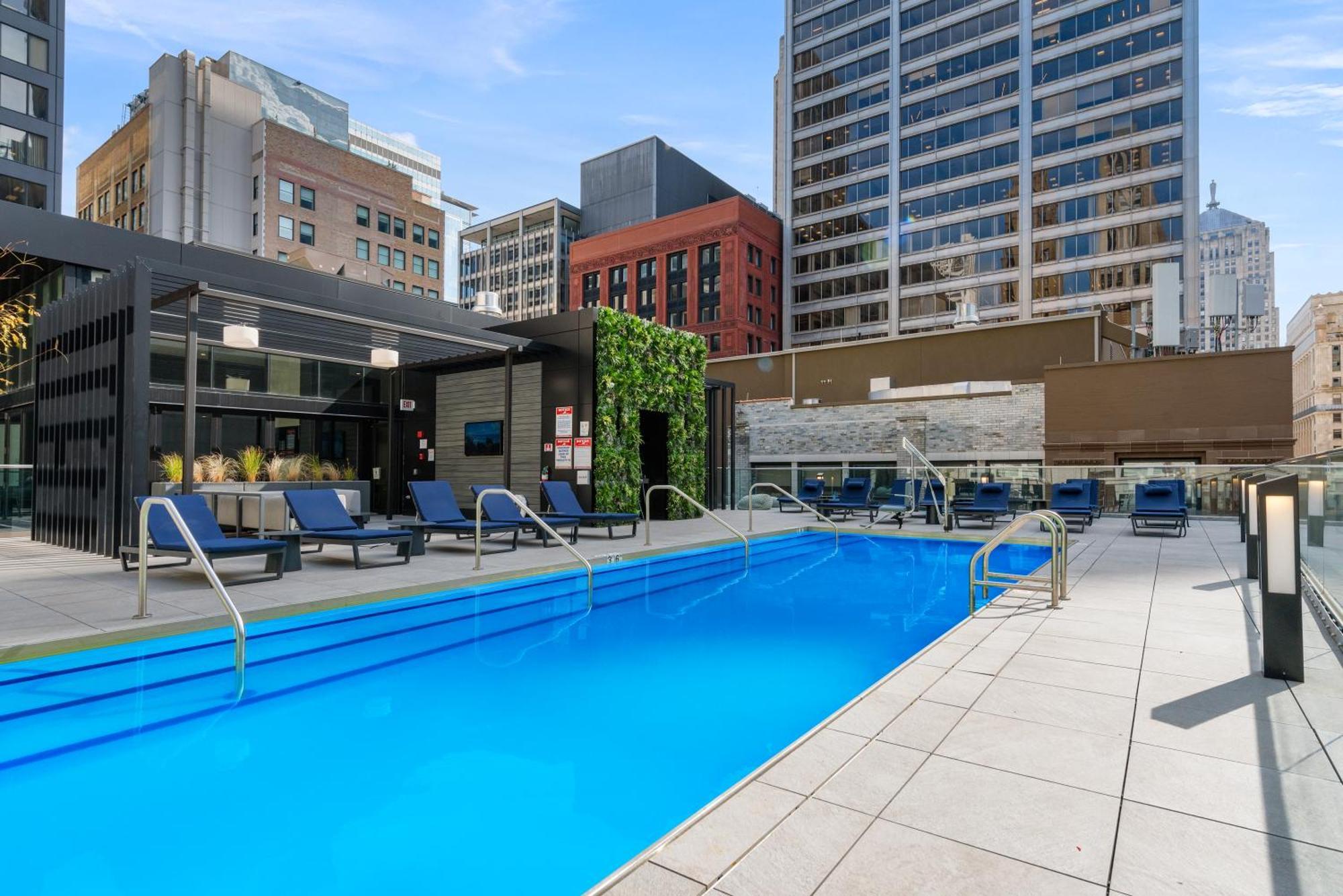 Experience Downtown Chicago At Millennium - Luxury Apartments In The Loop Eksteriør bilde