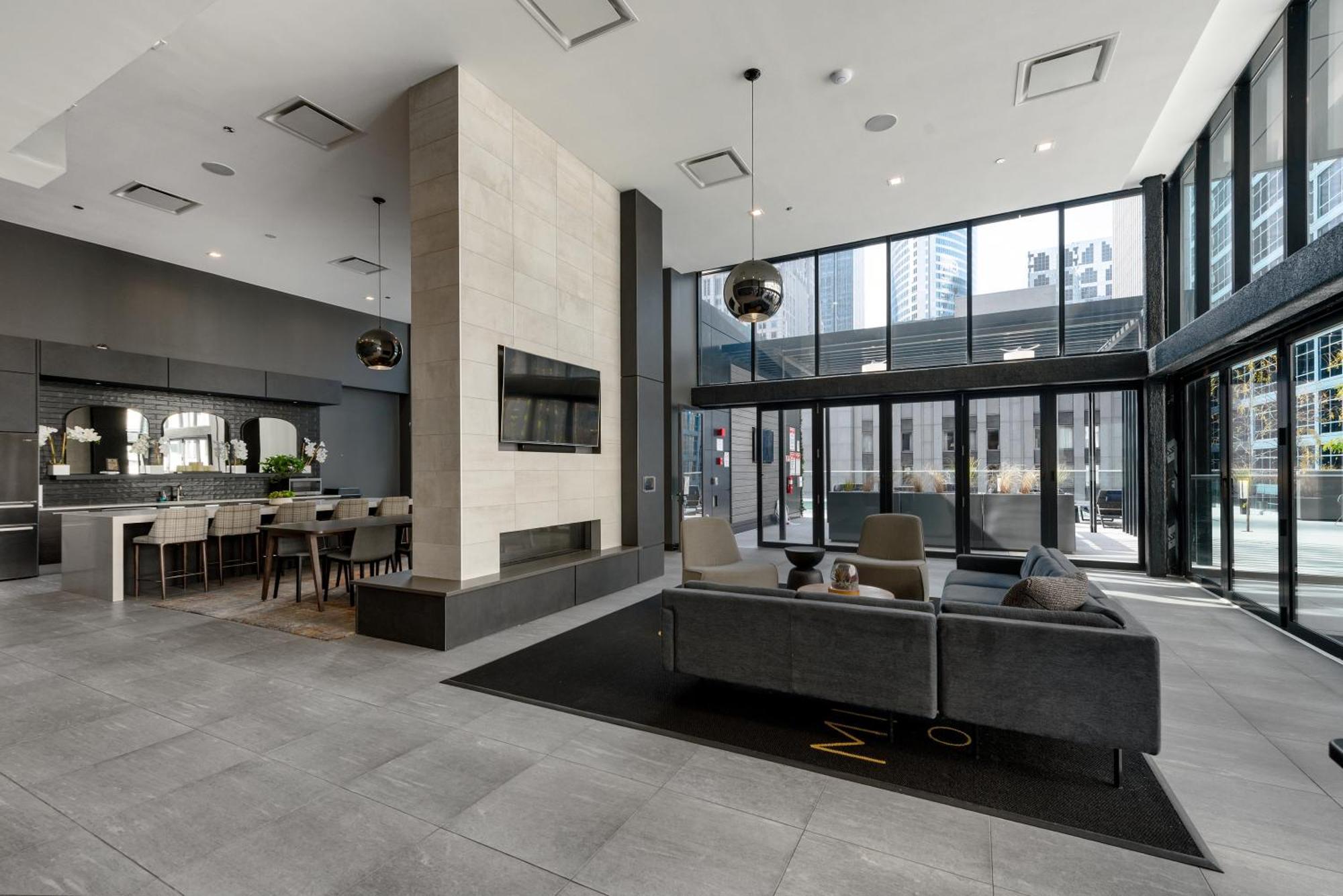 Experience Downtown Chicago At Millennium - Luxury Apartments In The Loop Eksteriør bilde
