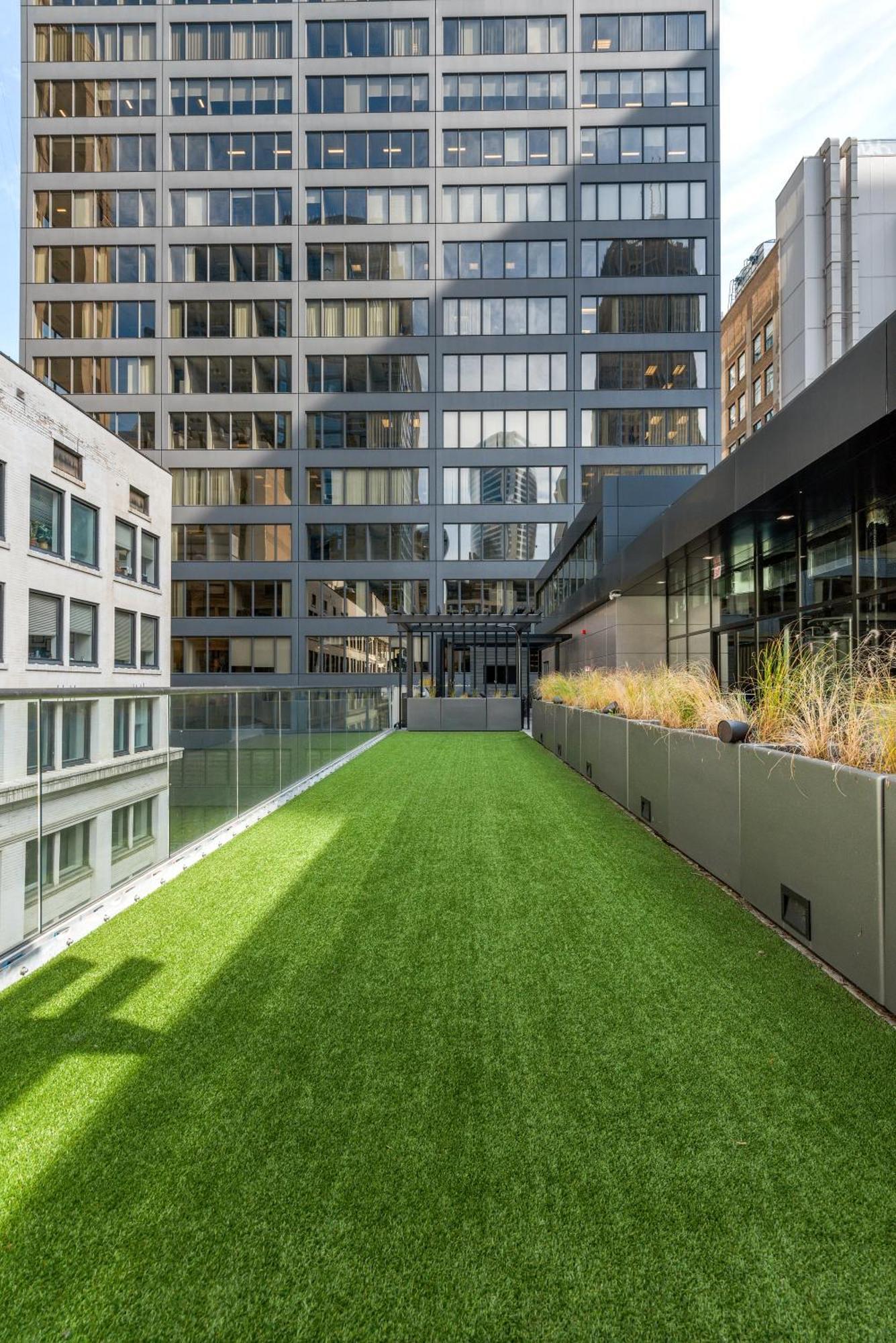 Experience Downtown Chicago At Millennium - Luxury Apartments In The Loop Eksteriør bilde