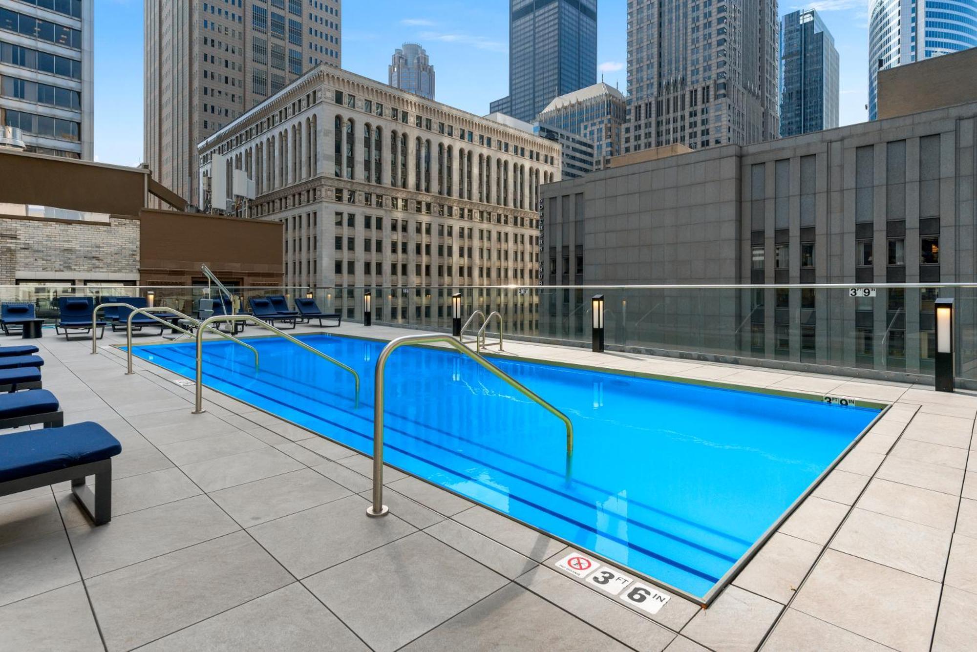 Experience Downtown Chicago At Millennium - Luxury Apartments In The Loop Eksteriør bilde