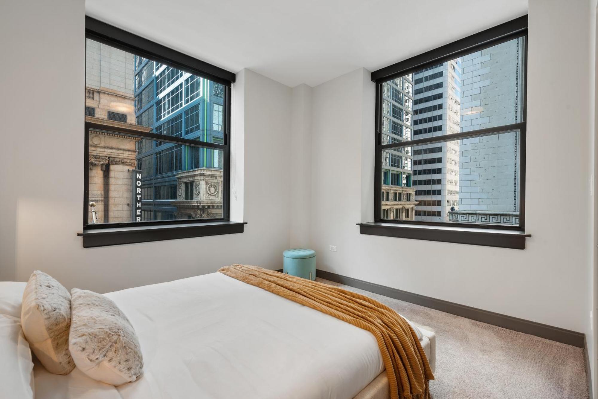 Experience Downtown Chicago At Millennium - Luxury Apartments In The Loop Eksteriør bilde